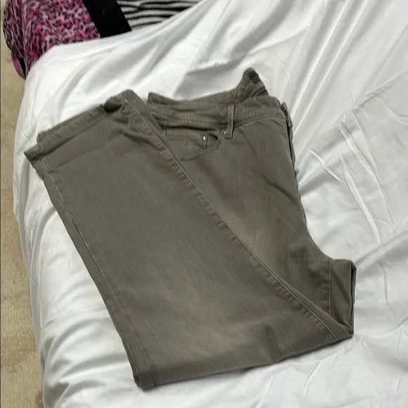 Chico's Gray Slim Jeans Versatile Style - Picture 3 of 6